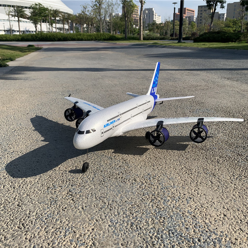 Samolot zdalnie sterowany A380 – Rc Glider Foam Wing recenzja i cena